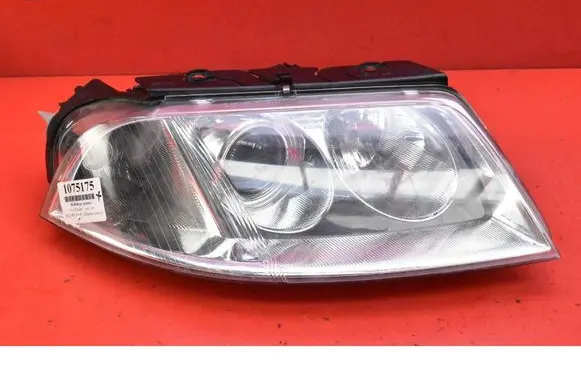 Volkswagen PASSAT B5.5 Headlight/headlamp 