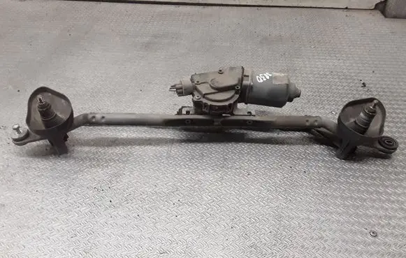 Front wiper linkage and motor