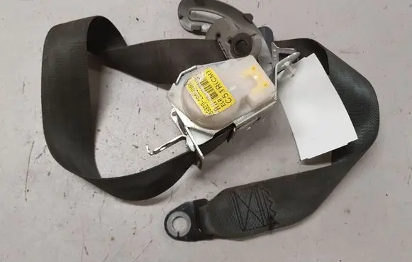 Hyundai Santa Fe Rear seatbelt 898202B000WK
