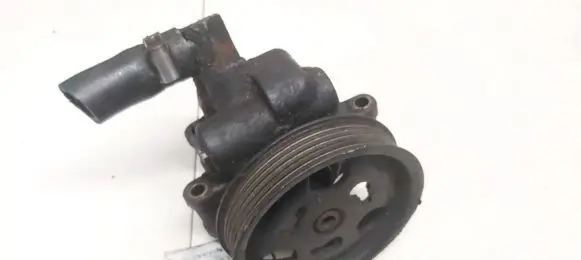 Ford Fiesta Power steering pump 96bf3a733ad