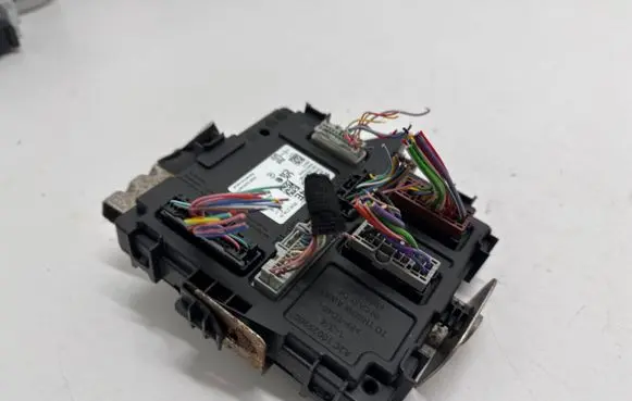 Nissan Qashqai J12 Central body control module 284B26RS3E