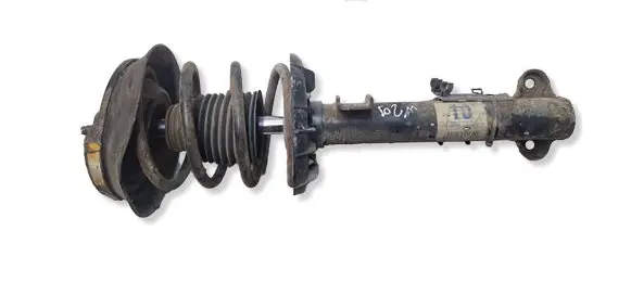 Mercedes-Benz C W203 Front shock absorber with coil spring A2033202530