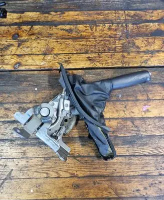 Ford Focus Handbrake/parking brake lever assembly B61208