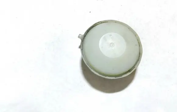 Mercedes-Benz C W203 Headlight level adjustment motor 0307650006 0008009775