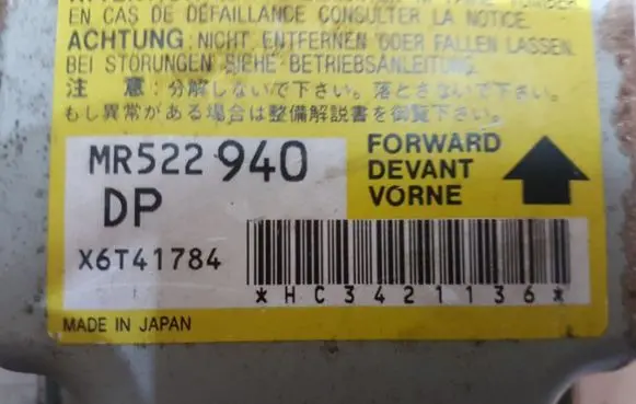 Mitsubishi L200 Airbag control unit/module MR522940 X6T41784
