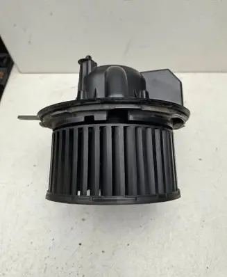 Audi A3 S3 8P Heater fan/blower F983228M 1K1820015C