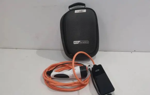 KIA Niro Battery charger (optional) 91887-g5570