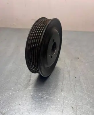 Volkswagen PASSAT B6 Water pump pulley 03D121028B