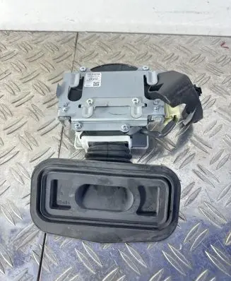 Lexus CT 200H Seat adjustment motor 8586033040 0175500195