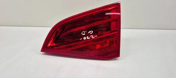 Audi A4 S4 B8 8K Tailgate rear/tail lights 8K9945094