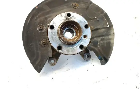BMW X3 E83 Front wheel hub 3412024