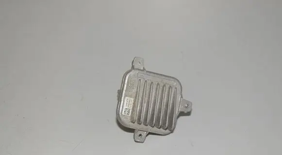 BMW X1 F48 F49 LED ballast control module 7428792 63117428792