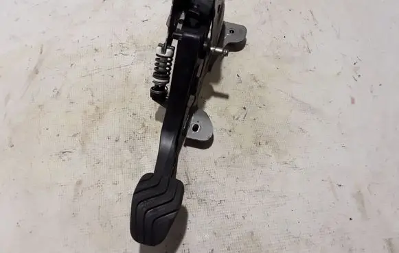 Clutch pedal