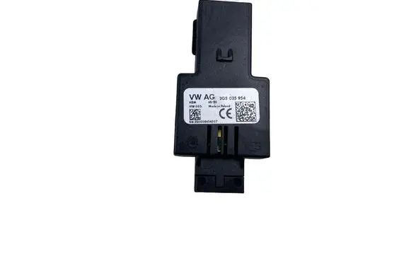 Volkswagen Taos USB socket connector 3G5035954