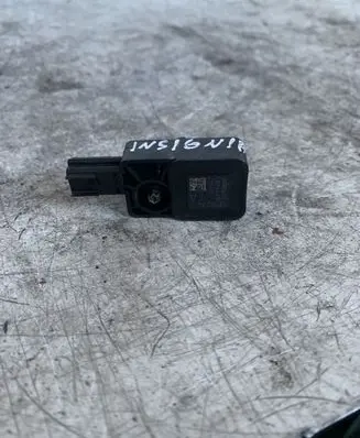 Opel Insignia A Airbag deployment crash/impact sensor 13502341
