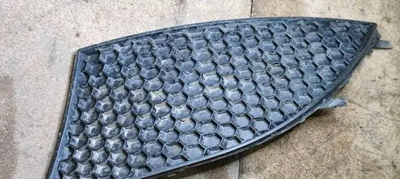 Seat Toledo III (5P) Front bumper lower grill 5P0853665