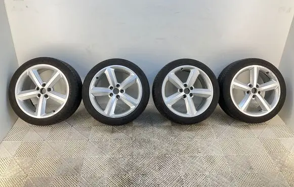 Audi A5 Sportback 8TA R18 alloy rim 8T0601025M