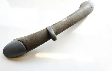 Rear interior roof grab handle