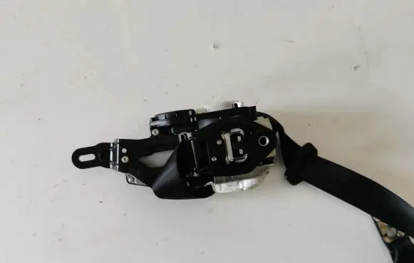 Mercedes-Benz CLS W257 Front seatbelt A2138603300