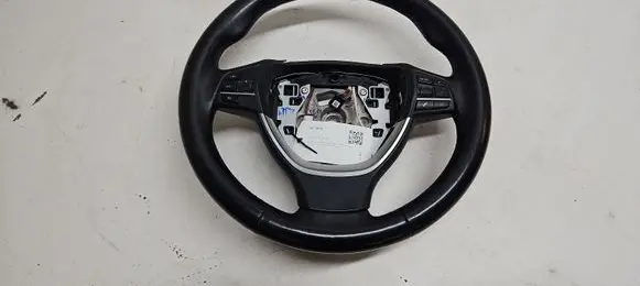BMW 5 F10 F11 Steering wheel 0000