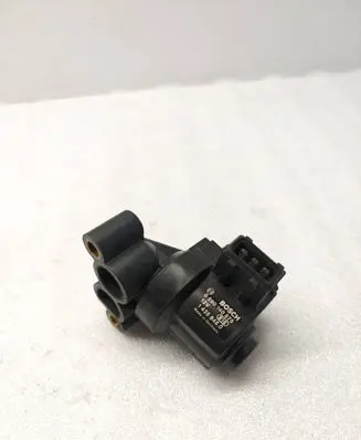 BMW 3 E46 Idle control valve (regulator) 14358460 0280140575