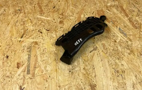 Front bumper mounting bracket