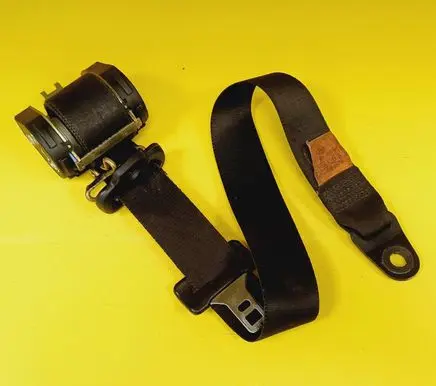 Ford Focus Front seatbelt 98ABA61295DB 560630900
