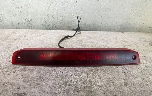 Ford Focus Third/center stoplight 4M5113A613A