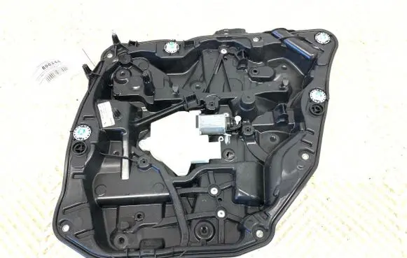 BMW 5 G30 G31 G38 Rear door window regulator with motor 7365168