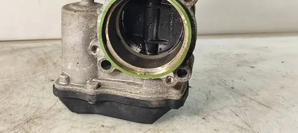 Audi A1 Throttle valve 03C133062S 1809110711 A2C53367619