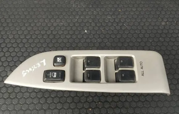 Lexus RX 330 - 350 - 400H Electric window control switch 8404048140