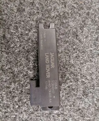 Interior comfort aerial antenna