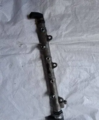 BMW 1 E81 E87 Fuel main line pipe 7787164