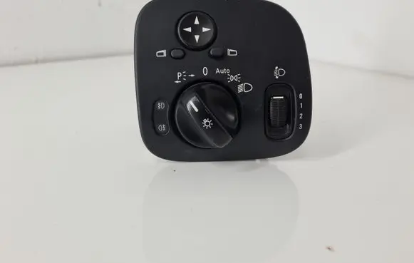 Mercedes-Benz C W203 Light switch A2035450604
