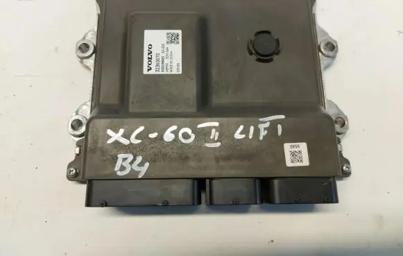 Volvo XC60 Engine control unit/module ECU 32360670