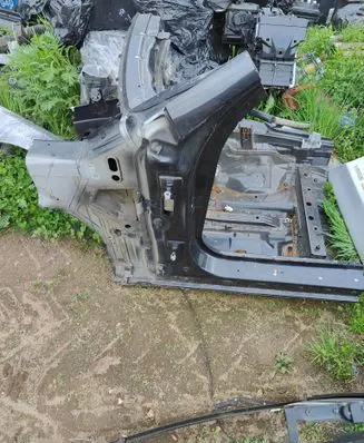 BMW 6 E63 E64 Front quarter panel 7120057
