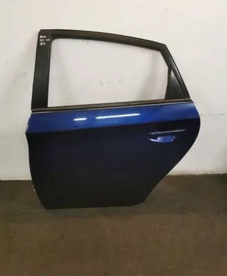 Toyota Prius (XW30) Rear door 