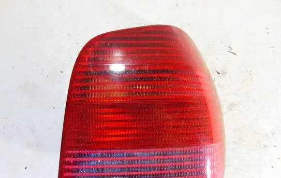 Volkswagen Polo III 6N 6N2 6NF Rear/tail lights
