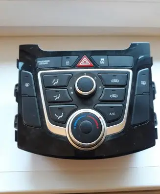 Hyundai i30 Climate control unit 97250A6040GU