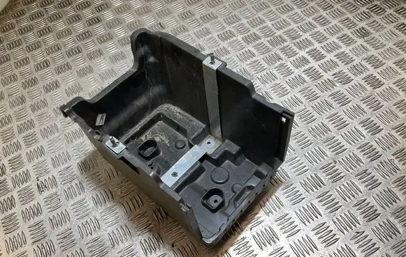 Battery box tray