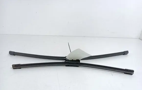 Jaguar XF X250 Front wiper blade arm AW9317528FA