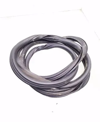 Volkswagen Caddy Front door rubber seal 2K0837911H