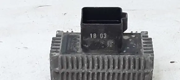 Opel Signum Glow plug pre-heat relay 09132691 51299008