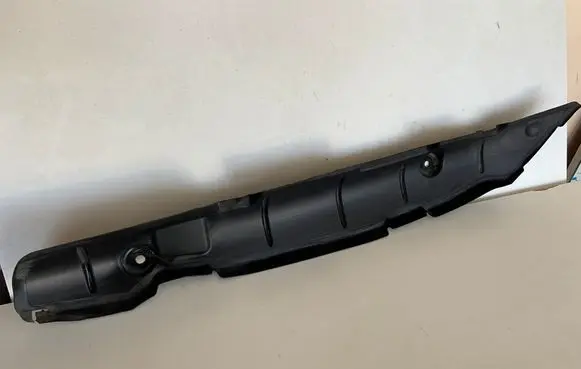 Fender end trim