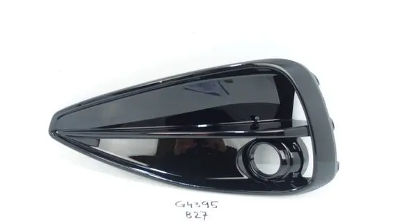 Hyundai i30 Front bumper lower grill 
