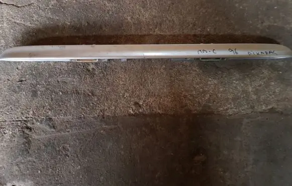 Mercedes-Benz C W202 Trunk door license plate light bar 