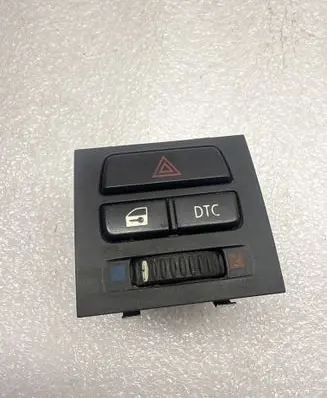 BMW 3 E90 E91 Hazard light switch 9132421