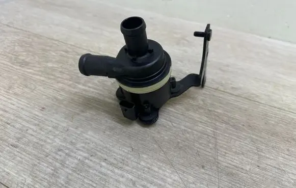 Porsche Cayenne (92A) Electric auxiliary coolant/water pump 059121012B 95810631300