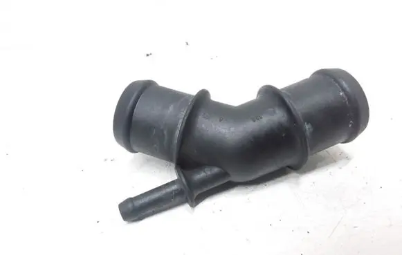 Volkswagen Golf IV Engine coolant pipe/hose