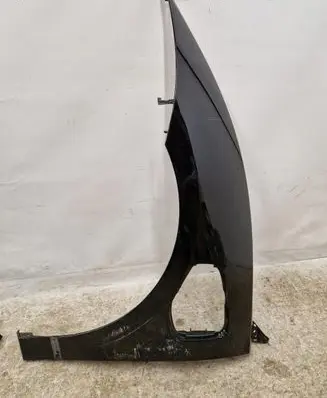 Jaguar I-Pace Fender J9D3-16006